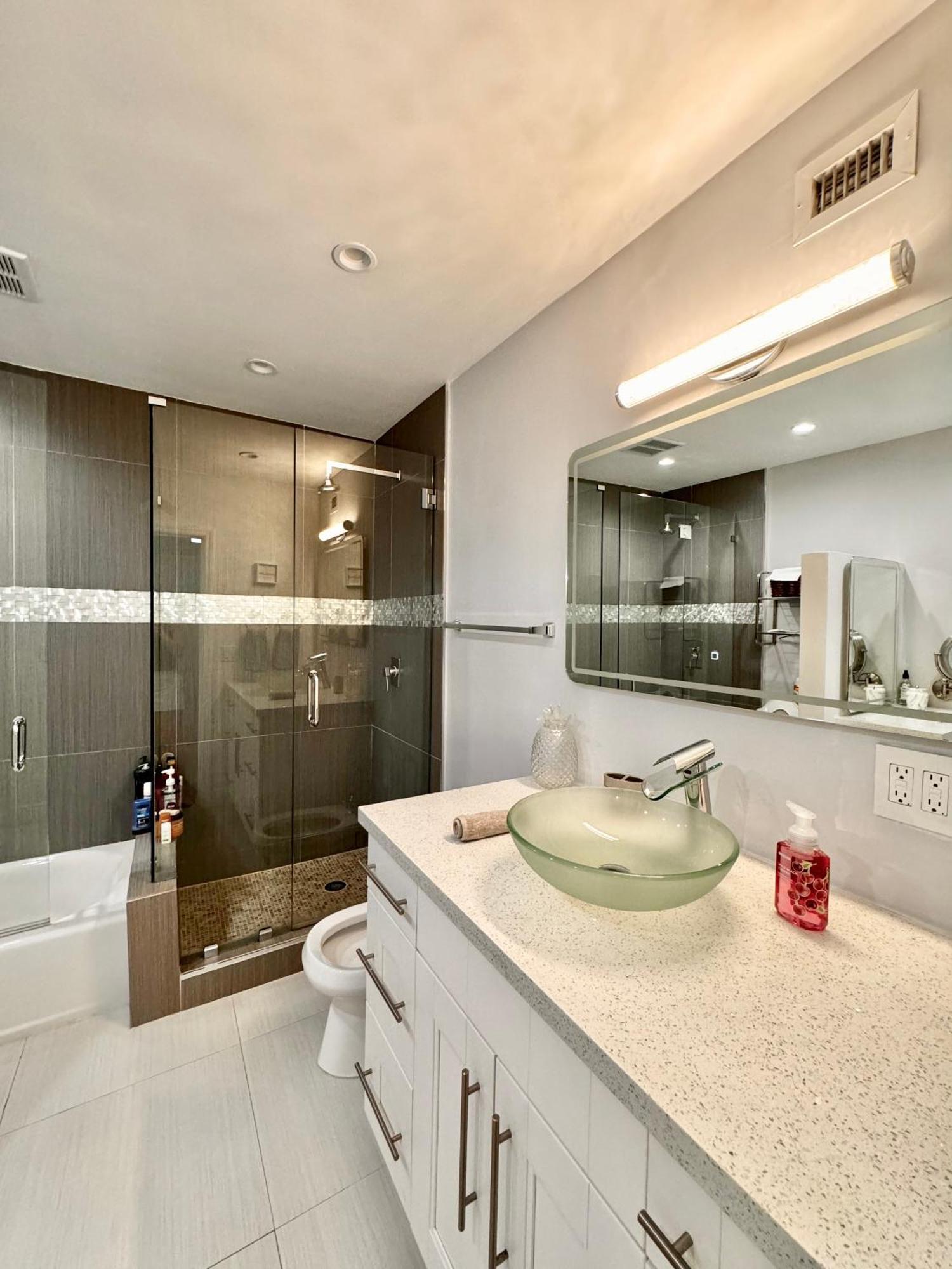 Modern Miami Oversized 3 Bedroom In Central Location Bagian luar foto