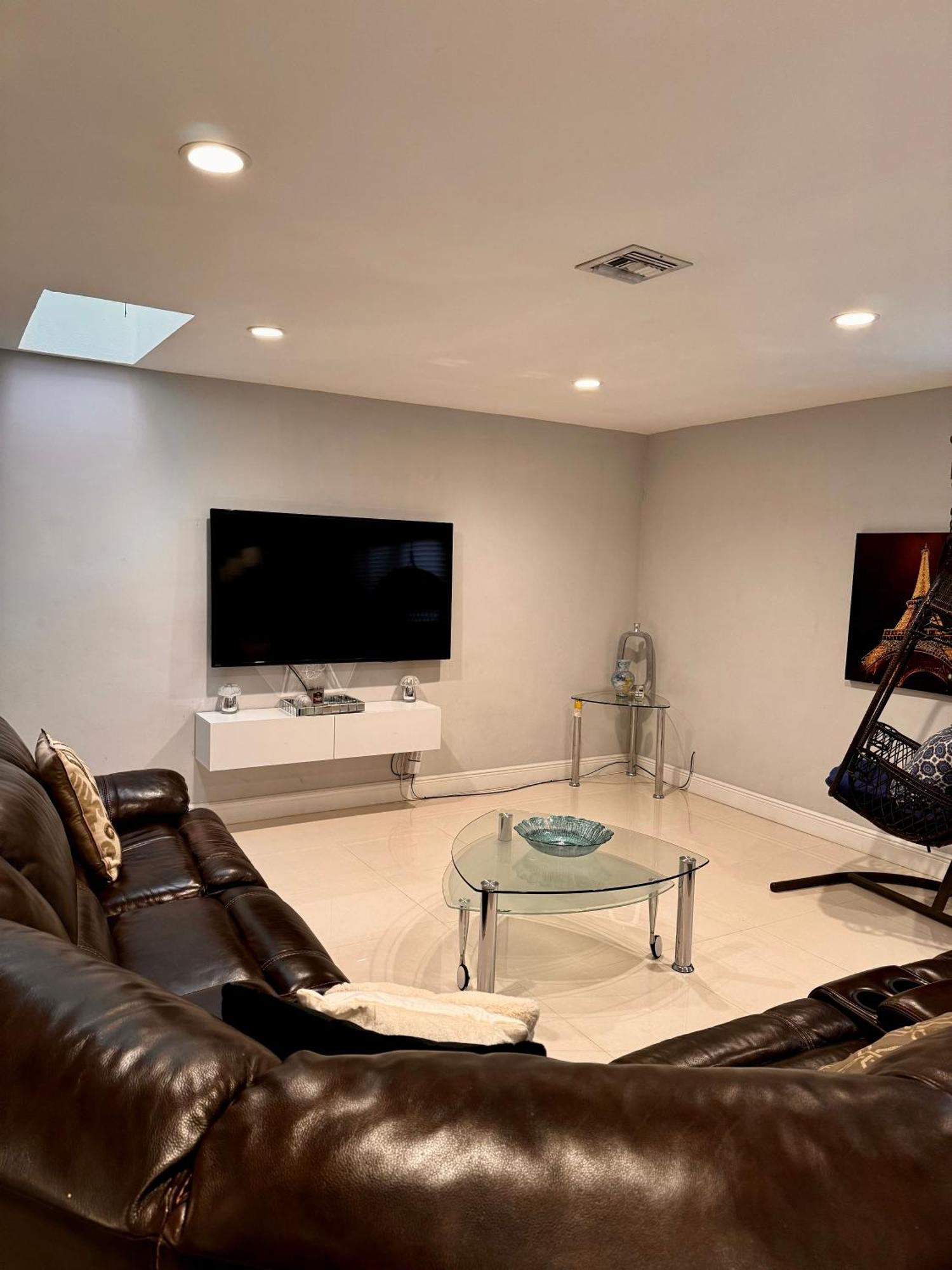 Modern Miami Oversized 3 Bedroom In Central Location Bagian luar foto
